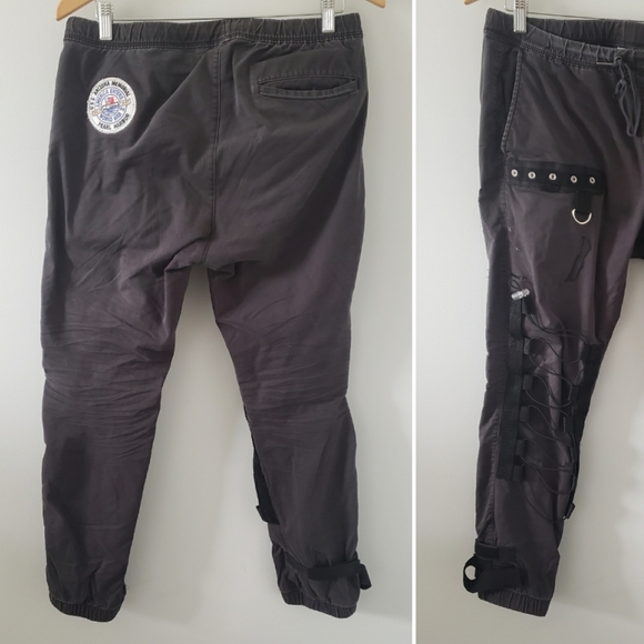 Tech Trousers (โฑฝแตหกโง 15) from ๐๐๐ฅ & ๐๐ค๐ก๐ฎ ๐๐๐ข๐จ - Picture 2 of 7